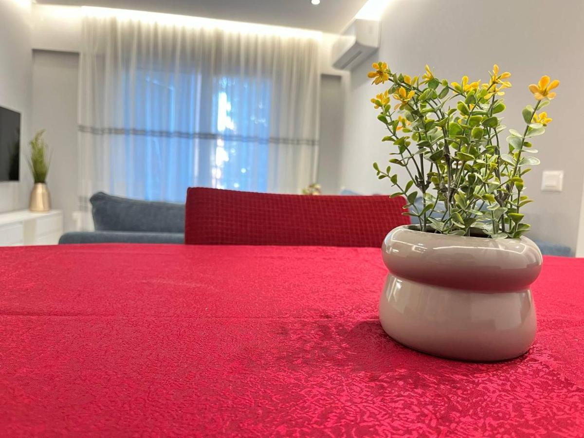 Flat 86 - Explore The Heart Of Тирана Екстер'єр фото